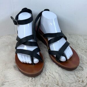 Lucky Brand Black and Brown Leather‎ Sandals with Classic Design size 9.5